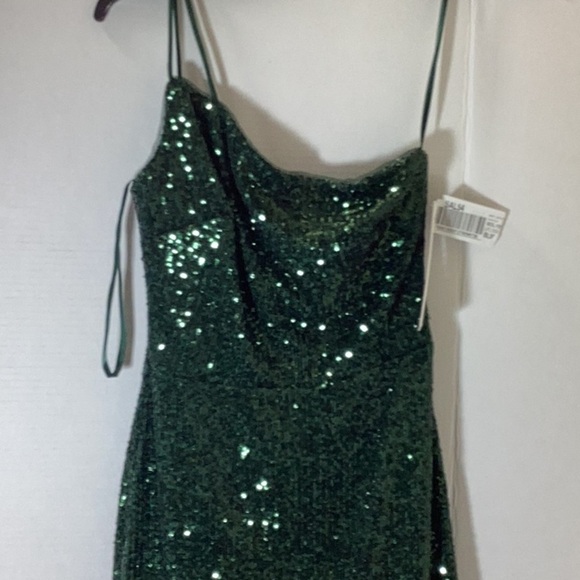 AQUA
Sequin Hanky Hem Dress - 100% Exclusive - Picture 5 of 12